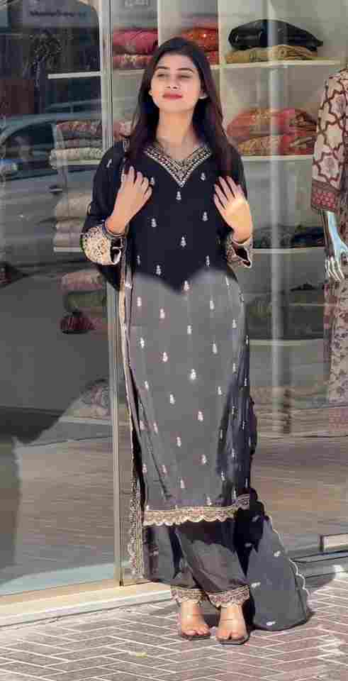 🌿 New Chinnon Silk With Heavy Embroidery Sequence Work Top-Plazo And Dupatta Set 🌿