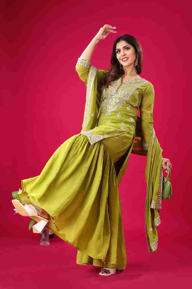 💙✨ New Green Real Modelling Designer Party Wear Look Top-Sharara and Dupatta With Heavy Embroidery Work 💙✨